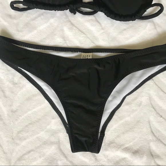 Black Bikini Two-Piece Triangle Cheeky Swimsuit - Picture 4 of 7